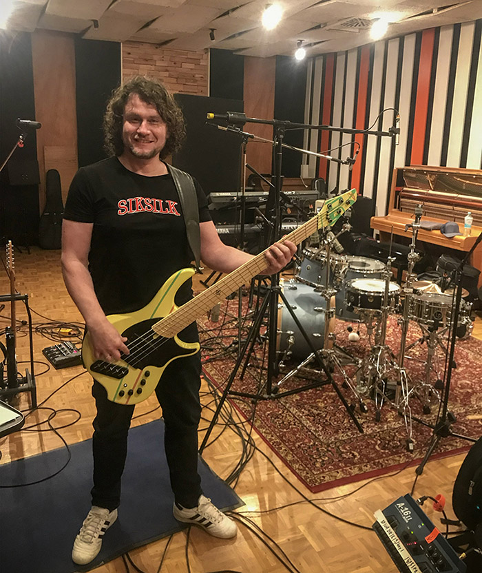 studio-boris-session-250410-1-cut-800-web